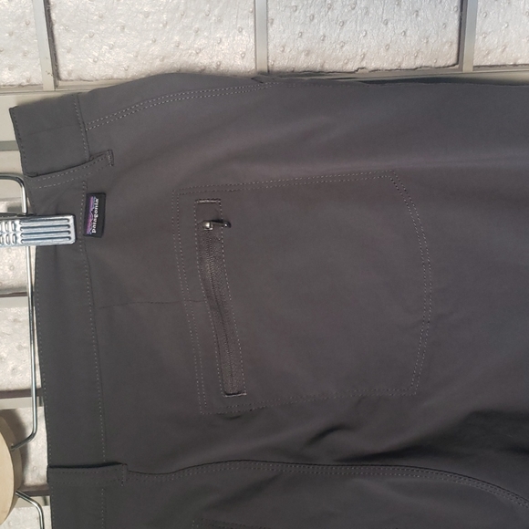 Patagonia dark gray roll up women's outdoors pants size 10 - Picture 5 of 6